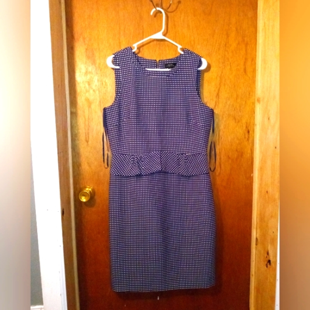 Women's Tahari Arthur Levine Navy and White Polka Dot Dress Size 14
